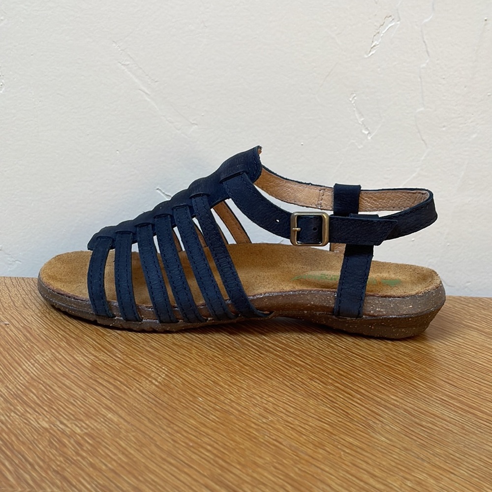 El Naturalista Black Sandals NWT